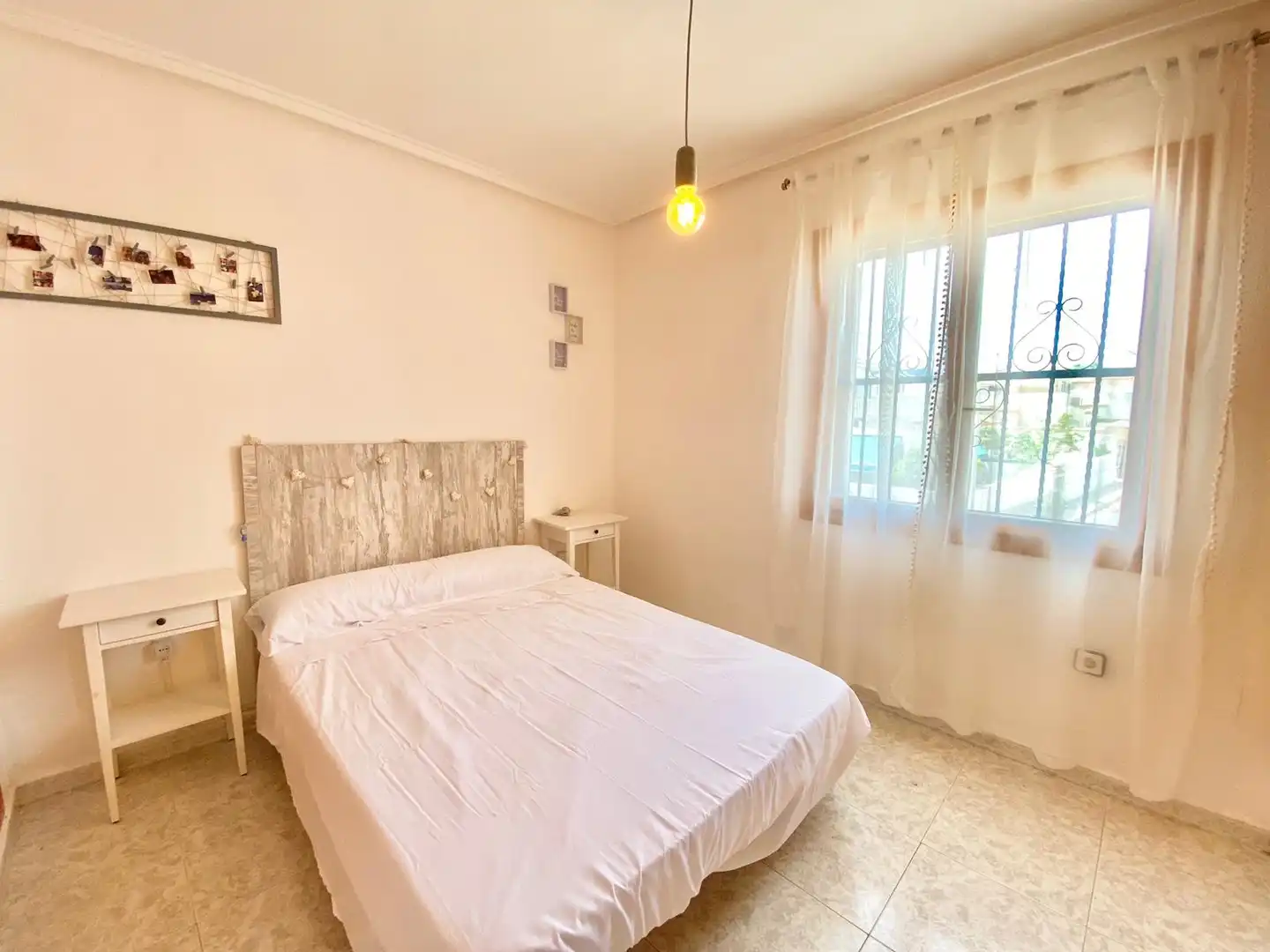 Habitación de Casa o chalet de alquiler en Torrevieja con Aire acondicionado, Calefacción y Jardín privado