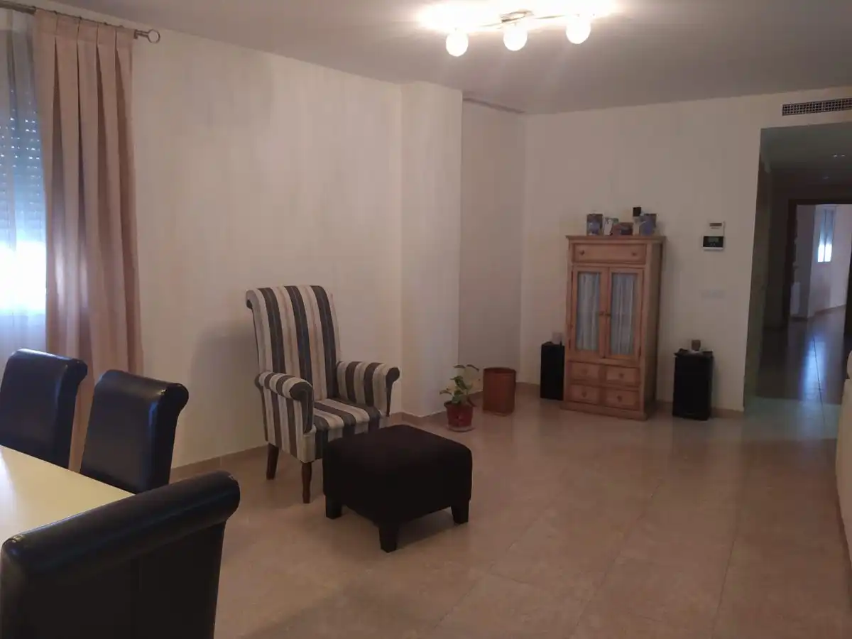 Sala d'estar de Casa o xalet en venda en Badajoz amb Aire condicionat, Terrassa i Traster