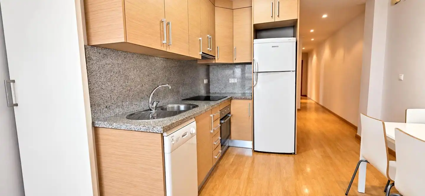 Flat for rent in Plaza Crevillente - Antiguos Juzgados - El Asilo