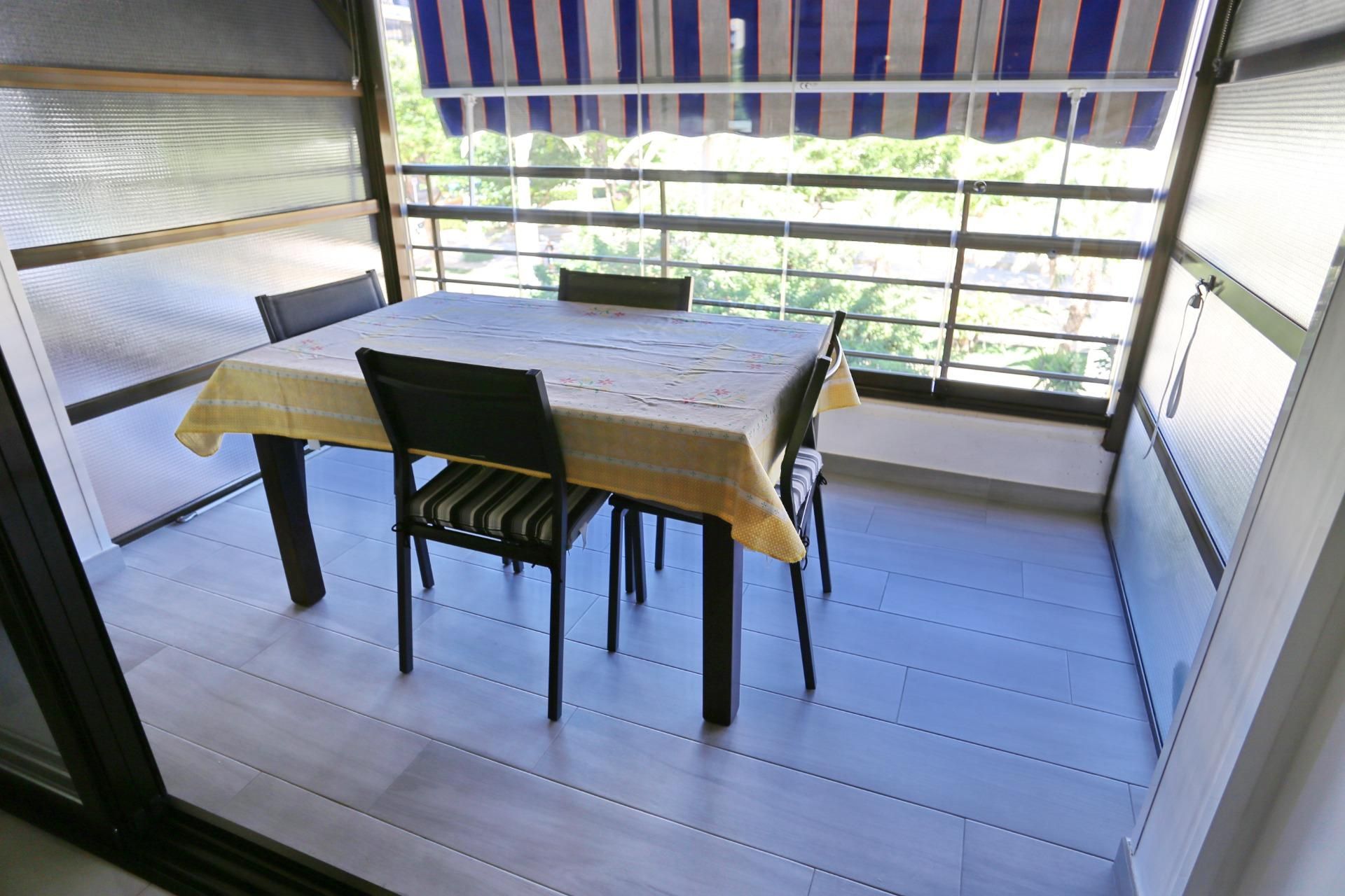 Menjador de Apartament en venda en Guardamar del Segura amb Aire condicionat, Calefacció i Terrassa