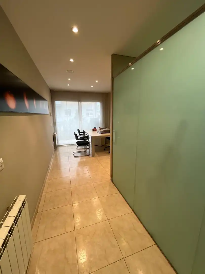 Office for rent in Salt  with Heating and Terrace