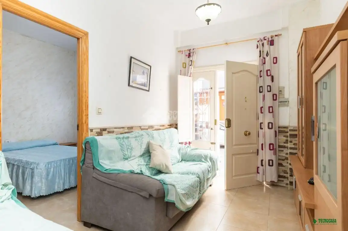 Sala d'estar de Pis en venda en Almería