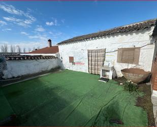 Vista exterior de Casa adosada en venda en Otero amb Traster