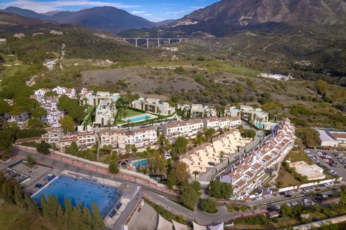 Vista exterior de Planta baja en venta en Marbella con Aire acondicionado, Jardín privado y Terraza