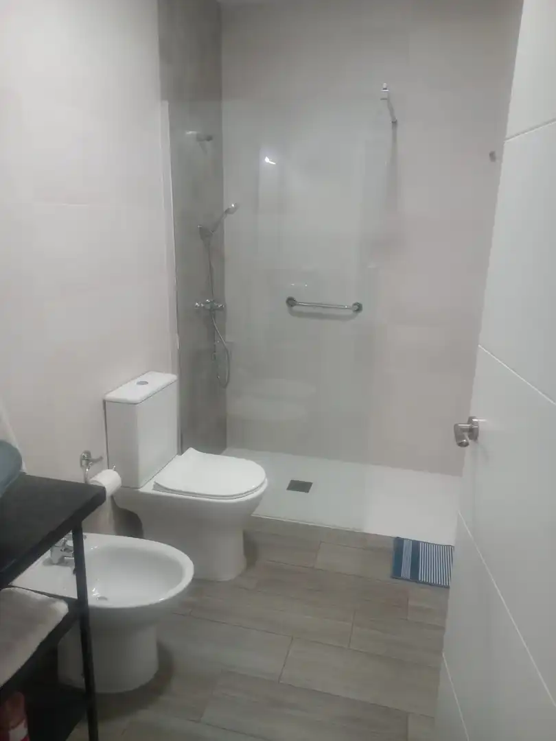 Baño de Piso en venta en Valencia con Aire acondicionado