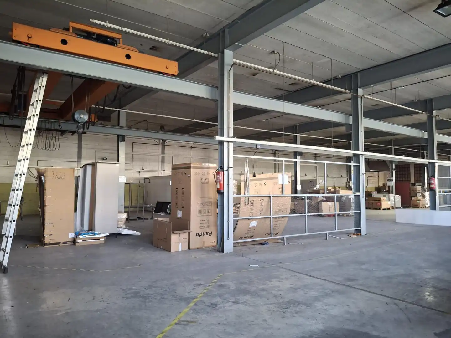 Fabrikhallen zum Verkauf in Argentona