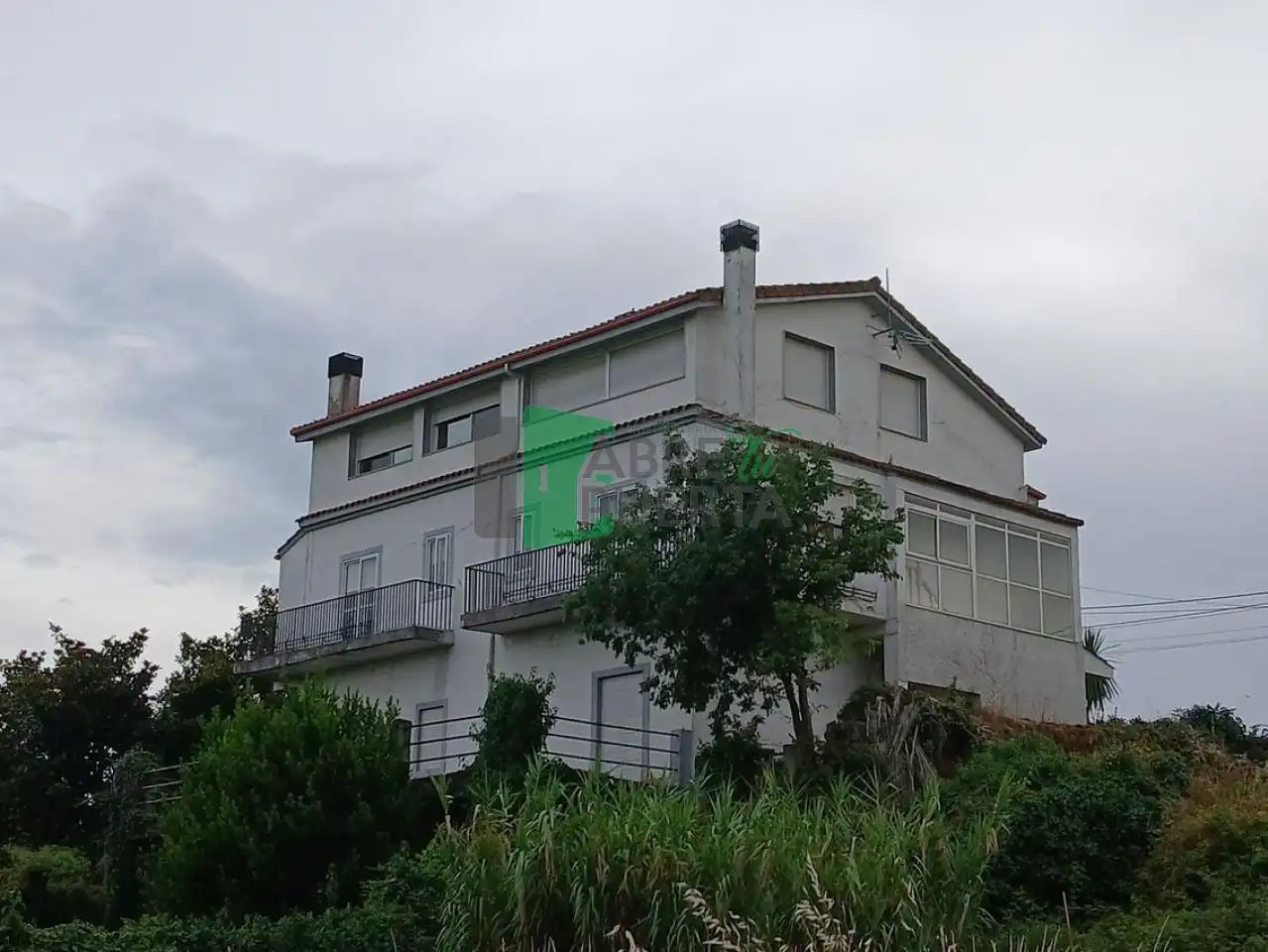 Vista exterior de Casa o chalet en venta en Ourense Capital  con Calefacción, Jardín privado y Terraza