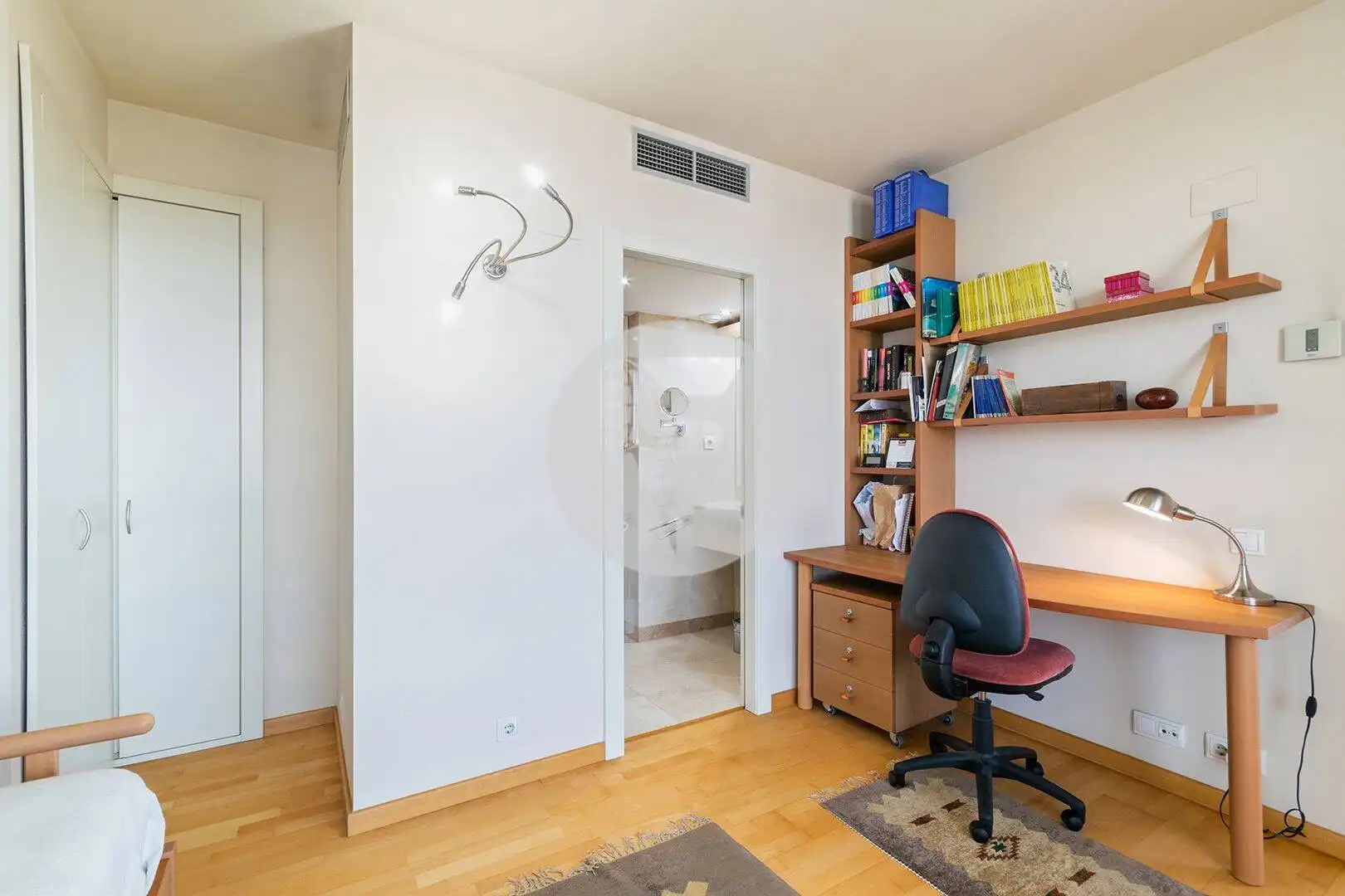 Habitación de Dúplex en venta en Barcelona con Aire acondicionado, Calefacción y Terraza