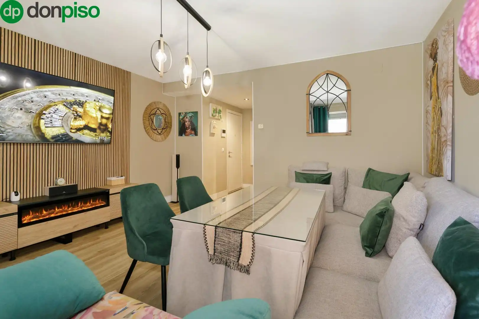Living room of Flat for sale in Granada  with Air Conditioner, Terrace and Balcony