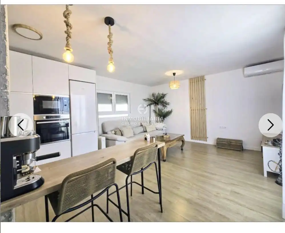 Sala de estar de Piso en venta en Aspe con Aire acondicionado
