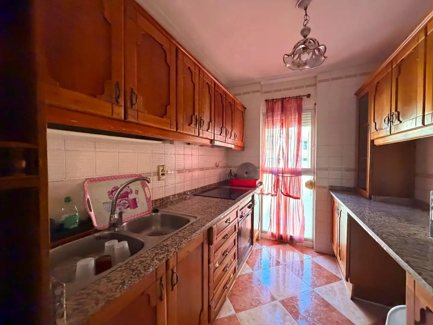 Cuina de Pis en venda en Cáceres amb Aire condicionat, Terrassa i Moblat