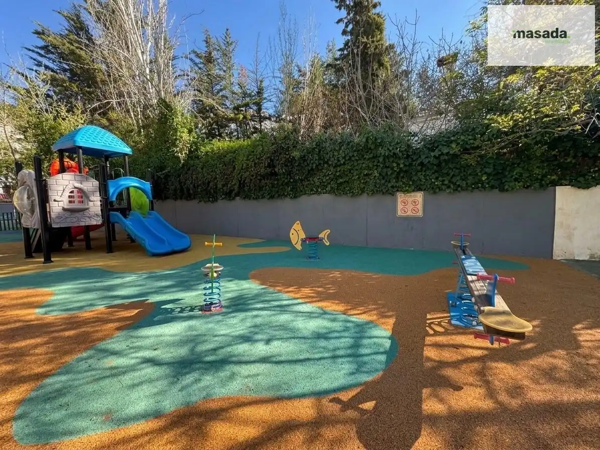 Parking de Casa o chalet en venta en Quéntar con Balcón