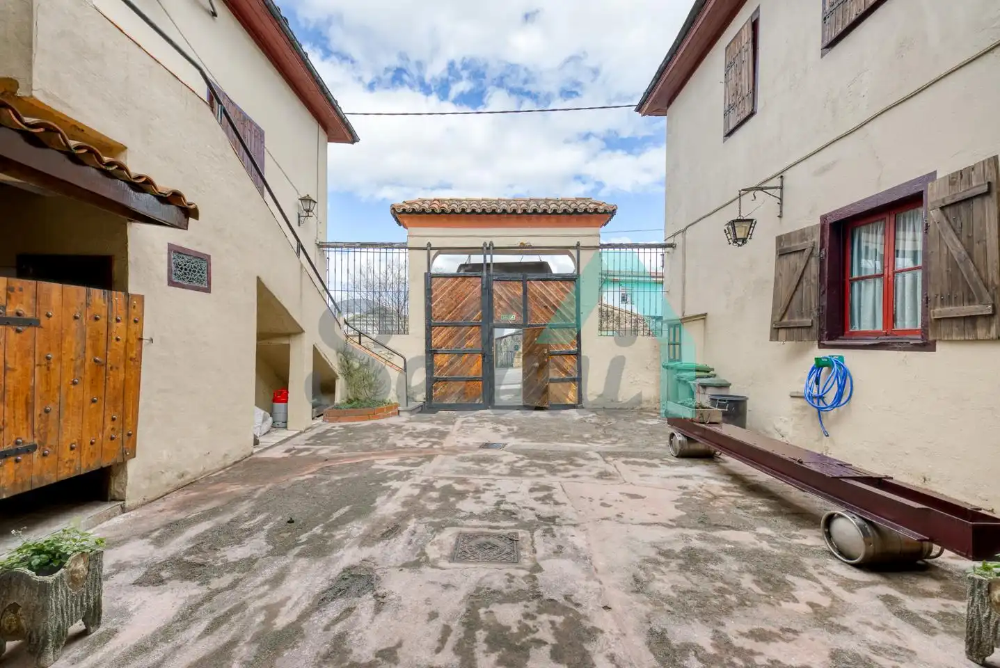 Exterior view of Buildings for sale in Oviedo 