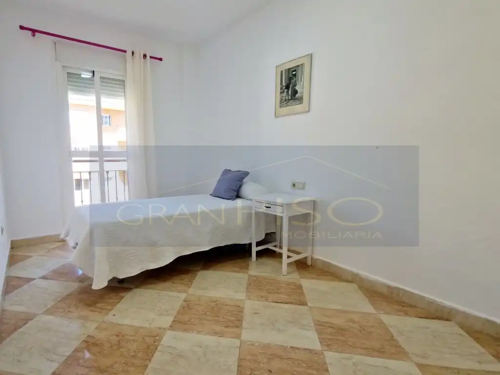 Habitación de Apartamento en venta en Manilva con Terraza y Piscina