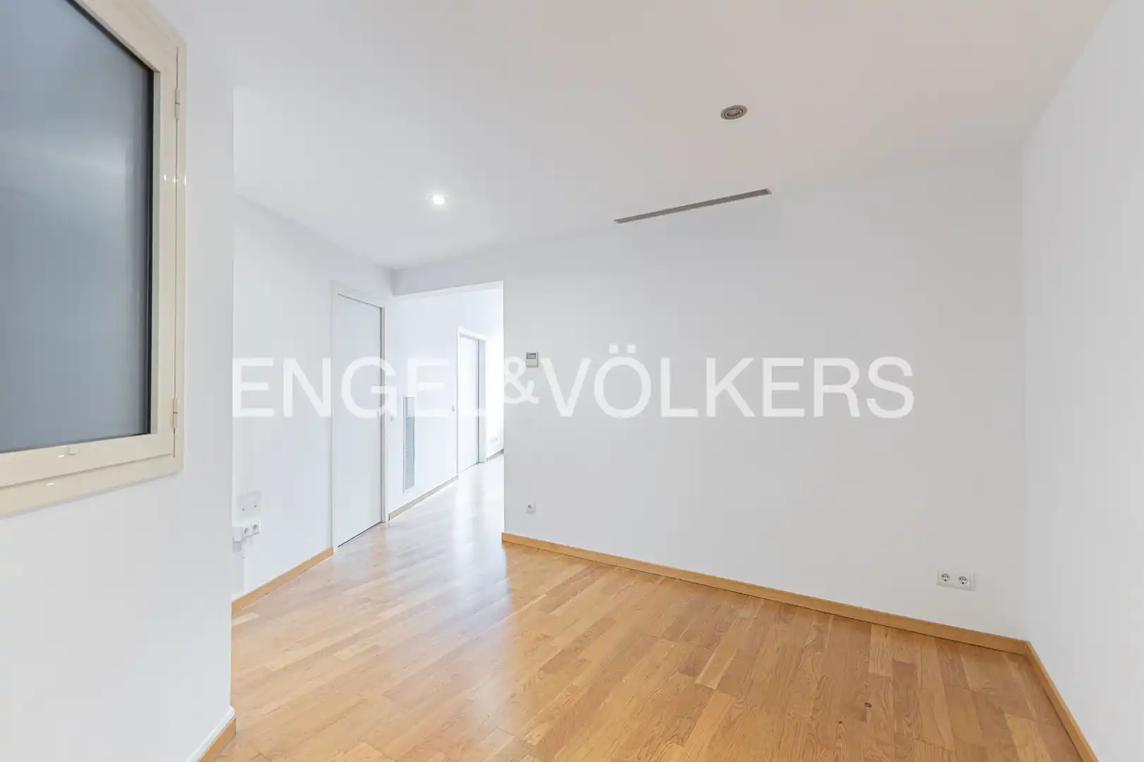 Piso en venta en Barcelona con Aire acondicionado, Calefacción y Parquet
