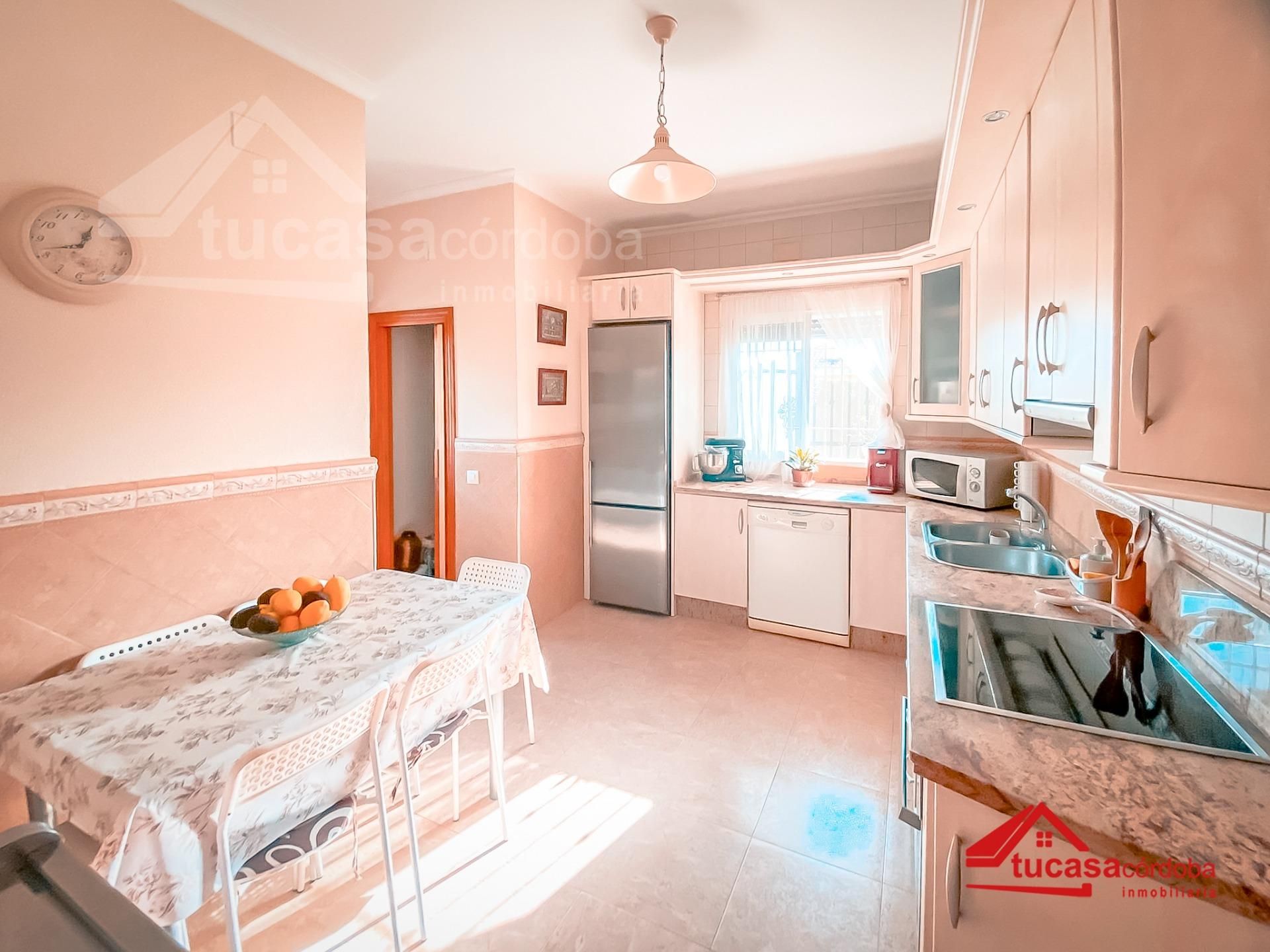 Cocina de Finca rústica en venta en  Córdoba Capital con Calefacción y Piscina