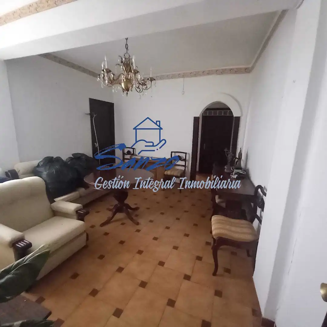 Appartamento con ascensore in vendita a Casco Histórico, imagen 2