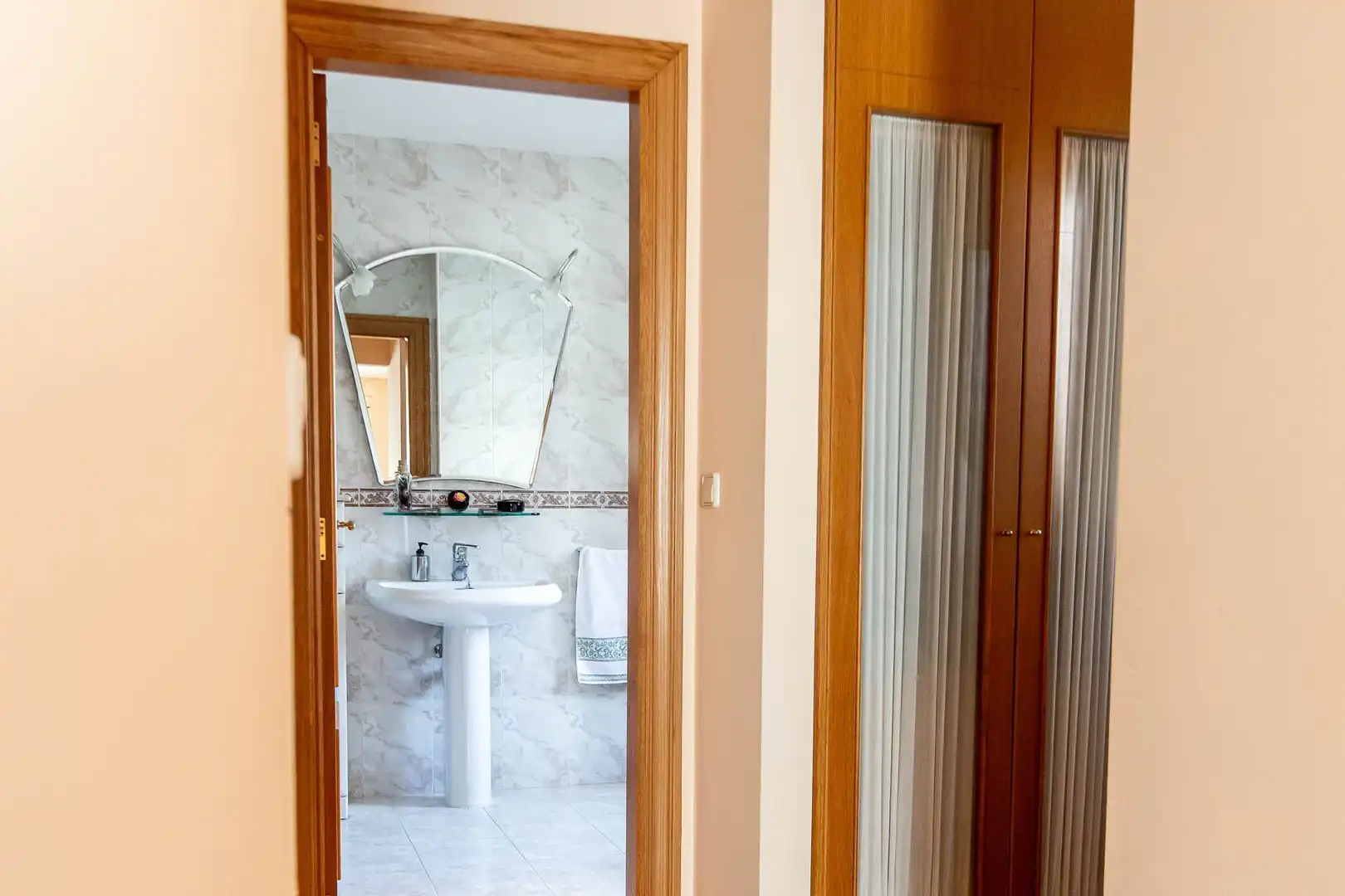 Baño de Casa o chalet en venta en Puente la Reina / Gares con Calefacción, Jardín privado y Trastero