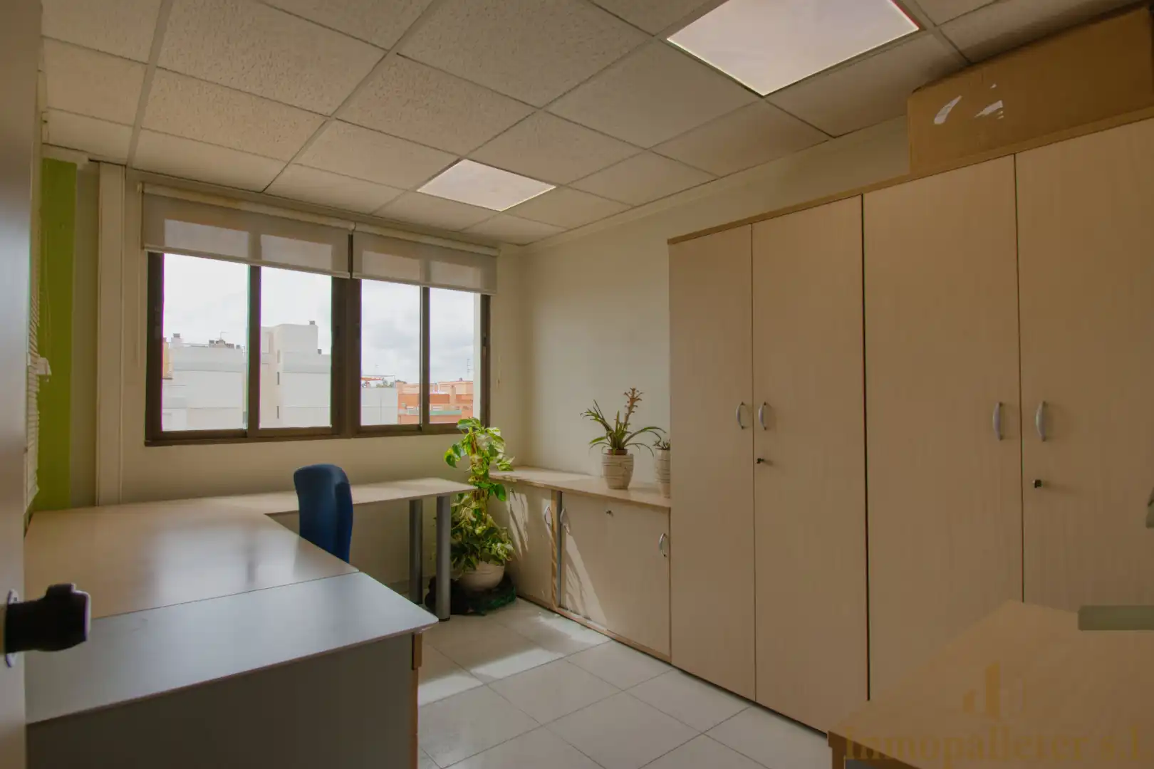 Büro zum Verkauf in Valencia mit Klimaanlage und Möbliert