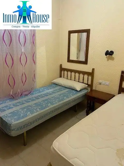 Bedroom of Buildings for sale in Albacete