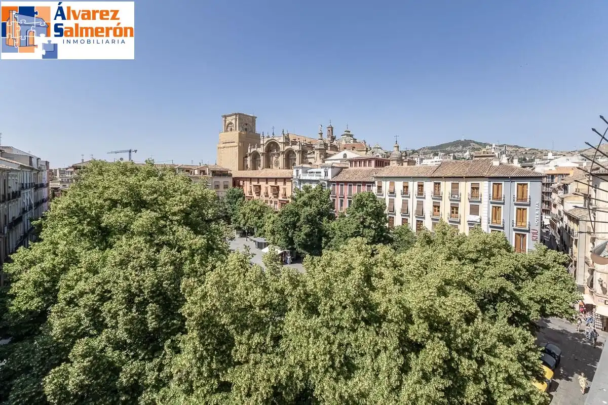 Vista exterior de Dúplex en venta en Centro