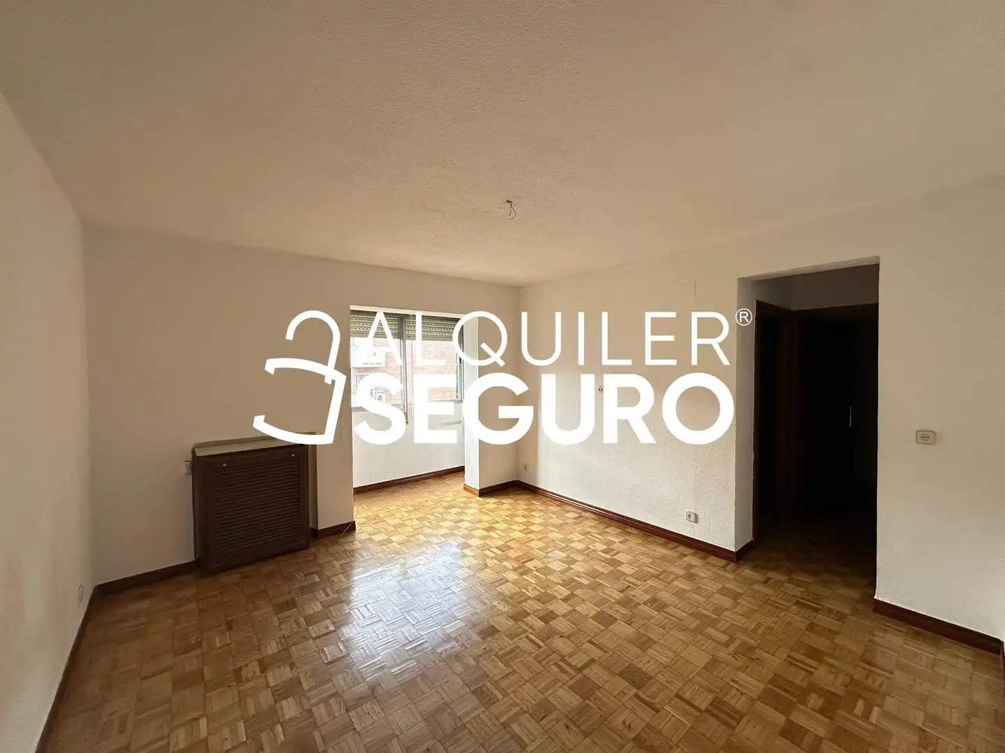 Habitación de Piso de alquiler en Madrid con Aire acondicionado, Calefacción y Amueblado