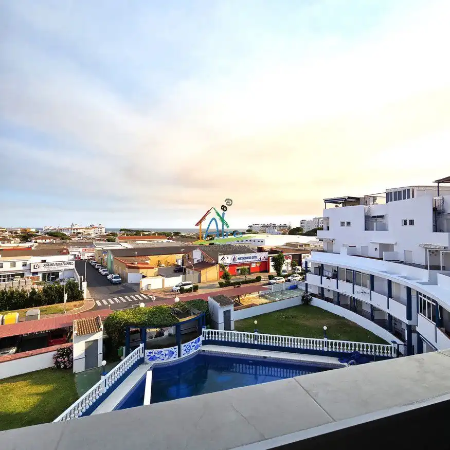 Vista exterior de Apartamento en venta en Almonte con Aire acondicionado, Calefacción y Terraza