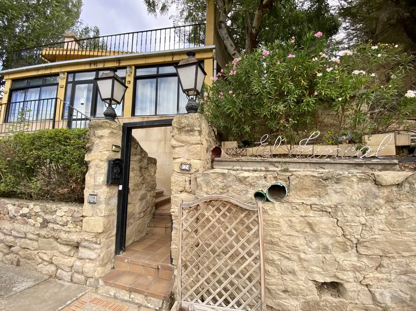 Vista exterior de Casa o chalet en venta en Lanciego / Lantziego con Calefacción, Jardín privado y Parquet