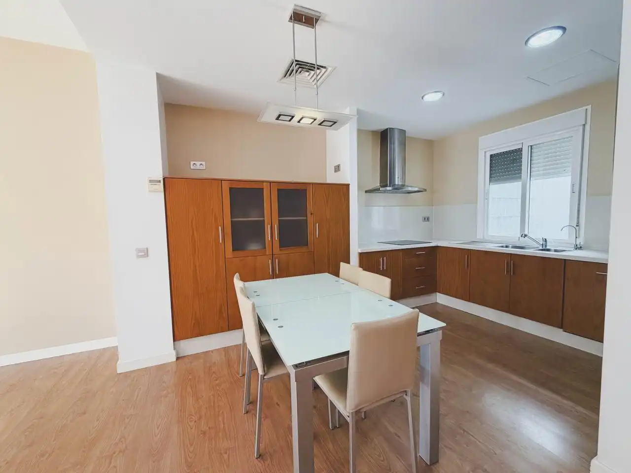 Cocina de Piso en venta en Cádiz con Aire acondicionado, Calefacción y Balcón