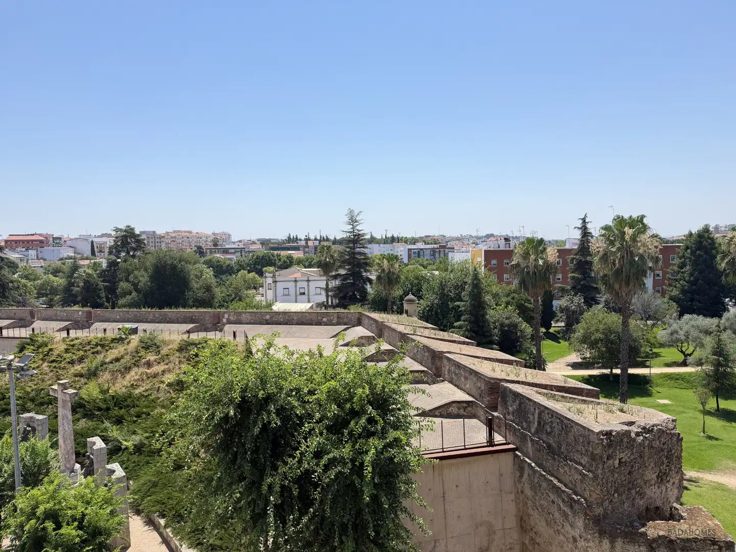 Vista exterior de Pis en venda en Badajoz amb Calefacció, Parquet i Terrassa