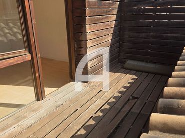 Penthouse with balcony for sale in C. de Casto Méndez Núñez