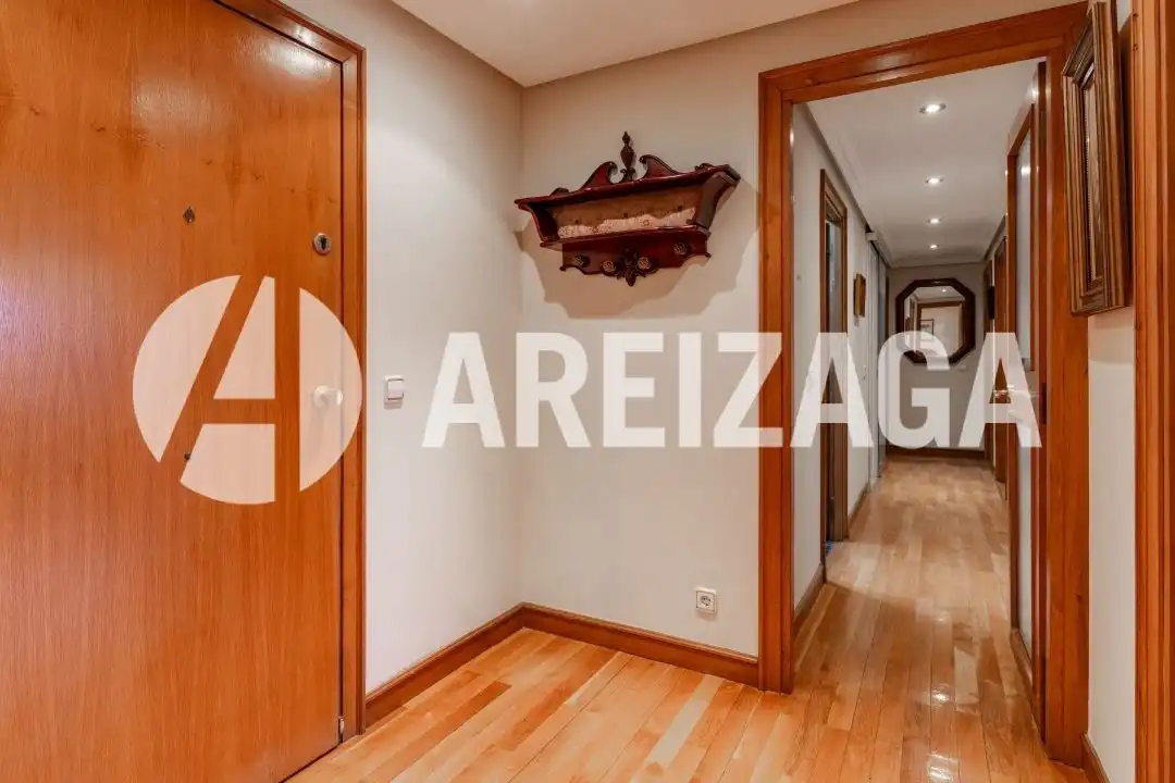 Pis en venda en Donostia - San Sebastián  amb Aire condicionat, Calefacció i Terrassa