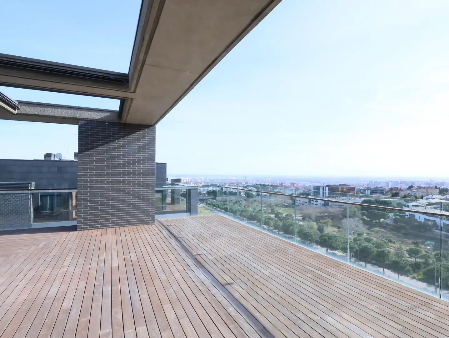 Terraza de Ático en venta en Esplugues de Llobregat con Aire acondicionado, Calefacción y Jardín privado