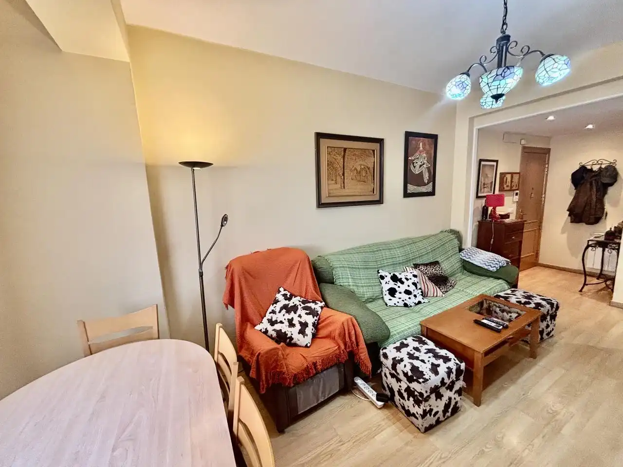 Living room of Flat for sale in Zaragoza  with Air Conditioner, Heating and Balcony