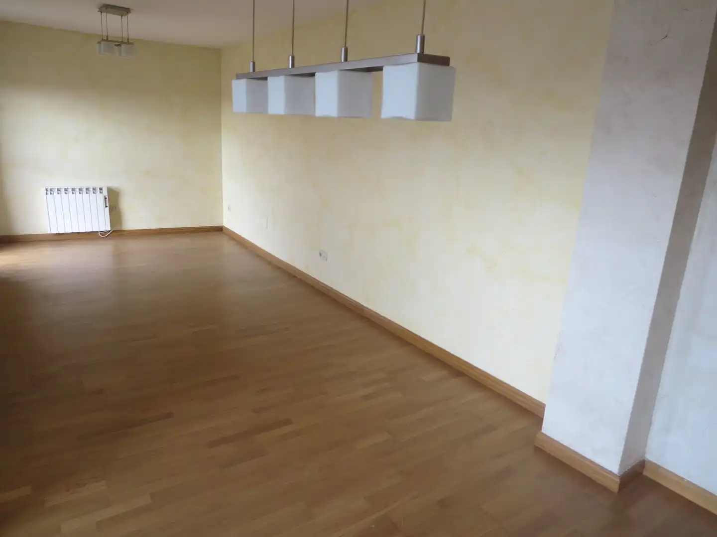 Dining room of Flat for sale in Illescas  with Air Conditioner, Heating and Parquet flooring