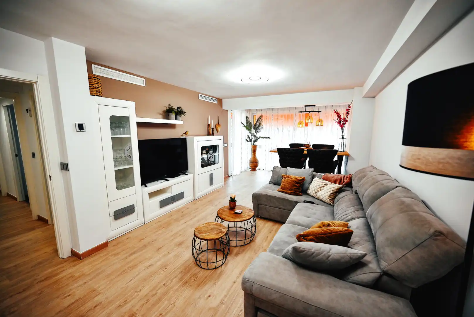 Sala de estar de Apartamento en venta en Torremolinos con Aire acondicionado, Amueblado y Alarma
