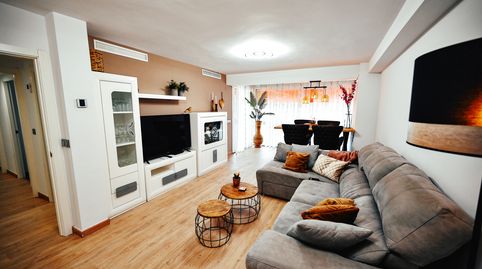 Foto 3 de Apartamento en venta en Carlota Alessandri, 99, La Carihuela - Los Nidos, Torremolinos