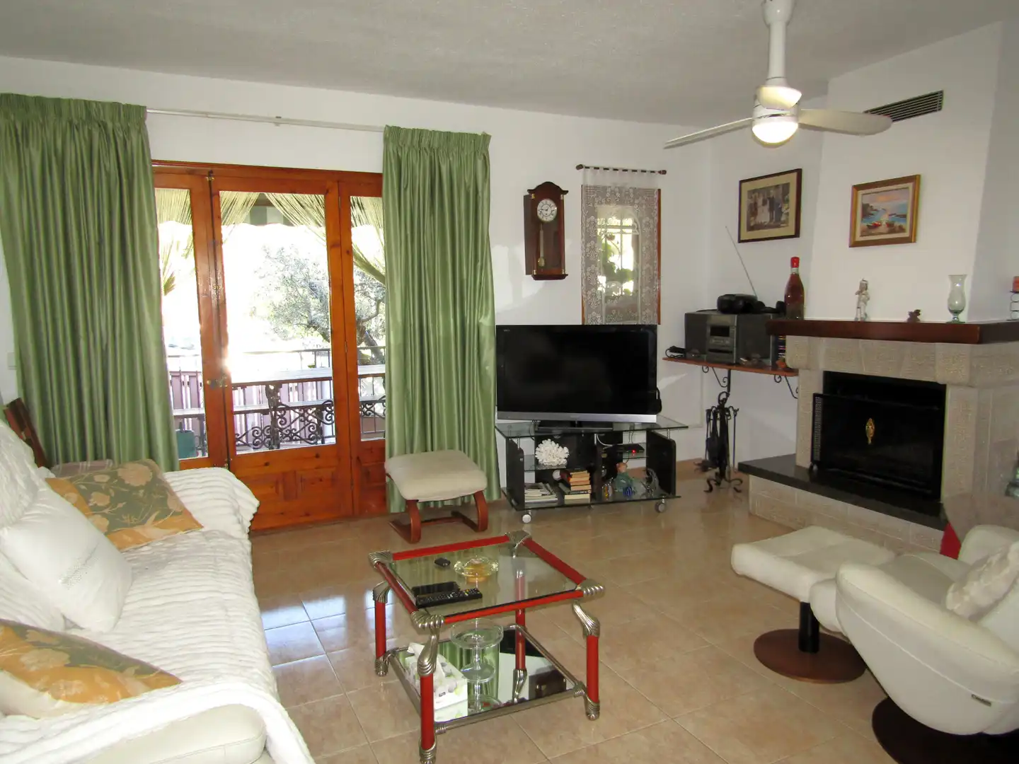 Sala d'estar de Casa adosada en venda en Calonge i Sant Antoni amb Calefacció, Jardí privat i Terrassa