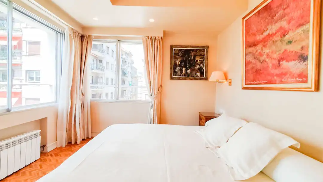 Habitación de Piso en venta en Donostia - San Sebastián  con Calefacción, Balcón y Alarma