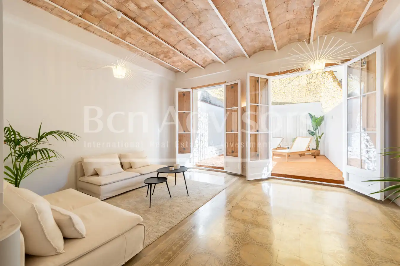 Appartamento con terrazza in vendita a Carrer de Casanova, imagen 2