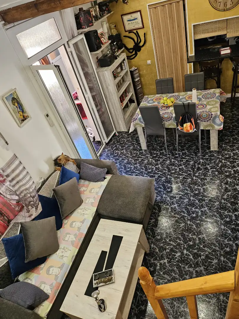 Sala d'estar de Casa o xalet en venda en Badalona amb Aire condicionat i Balcó