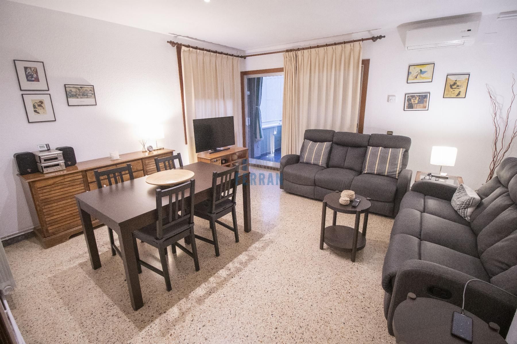 Sala d'estar de Dúplex en venda en El Vendrell amb Aire condicionat, Calefacció i Terrassa