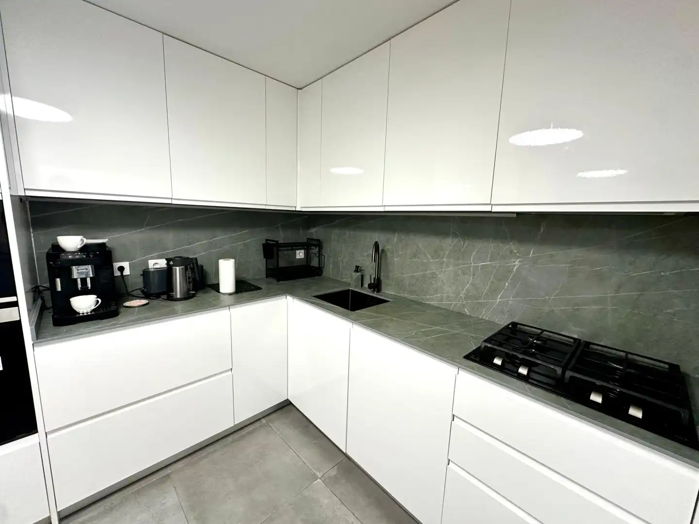 Cuina de Apartament en venda en Alicante / Alacant amb Aire condicionat, Calefacció i Terrassa