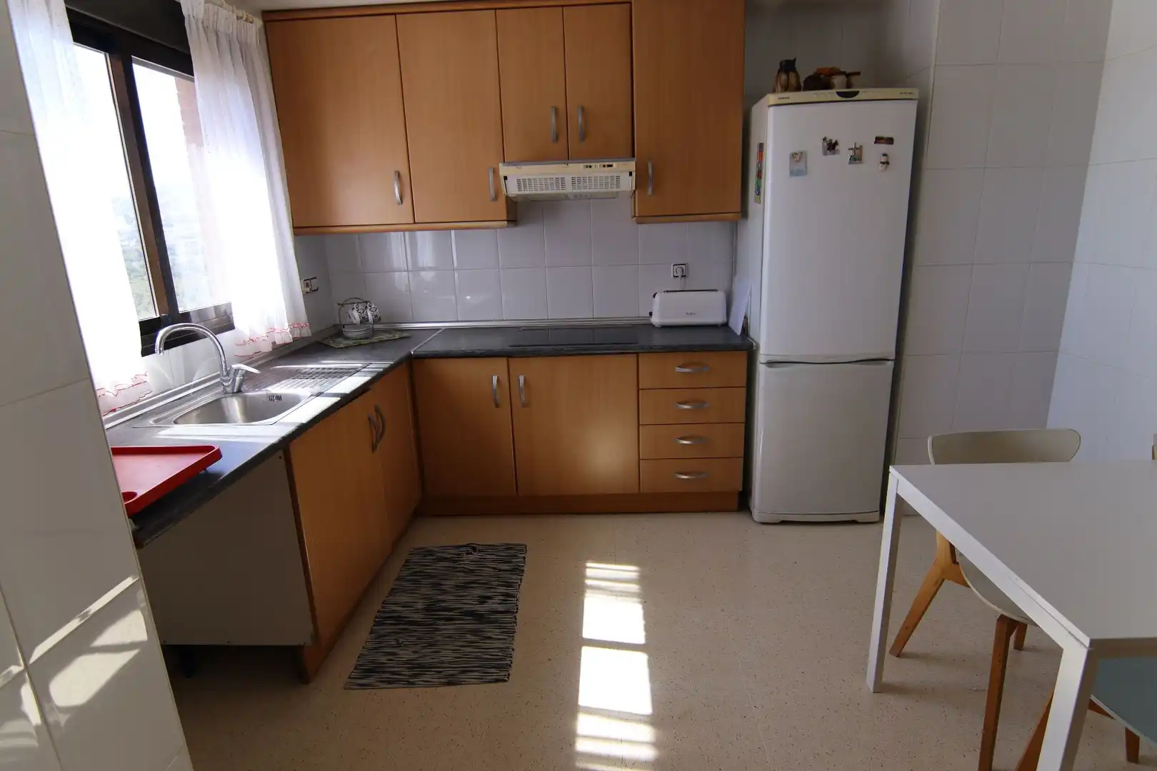 Cocina de Piso en venta en Benidorm con Aire acondicionado, Terraza y Amueblado