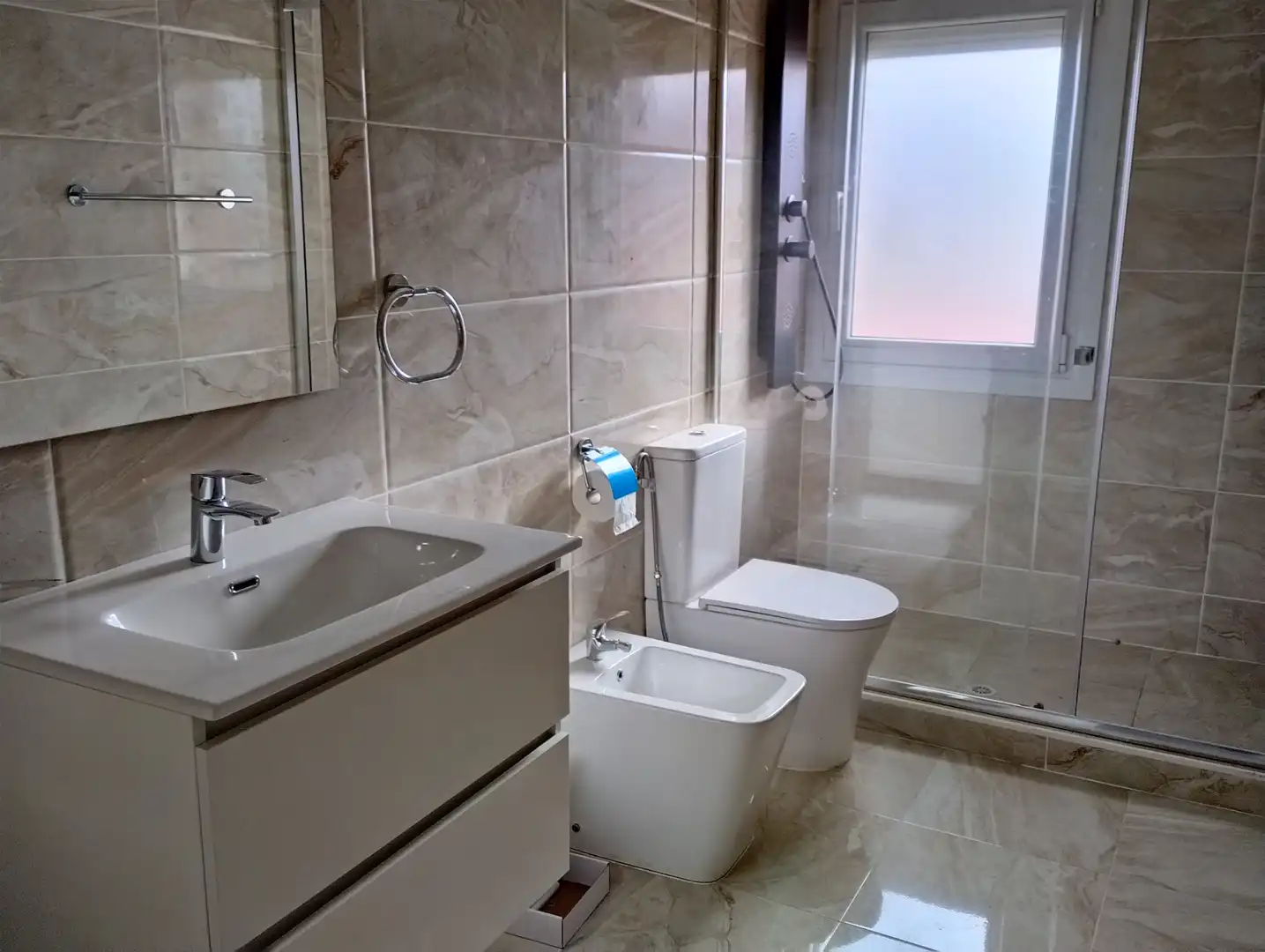 Baño de Casa o chalet en venta en Medina de Pomar con Calefacción, Jardín privado y Parquet
