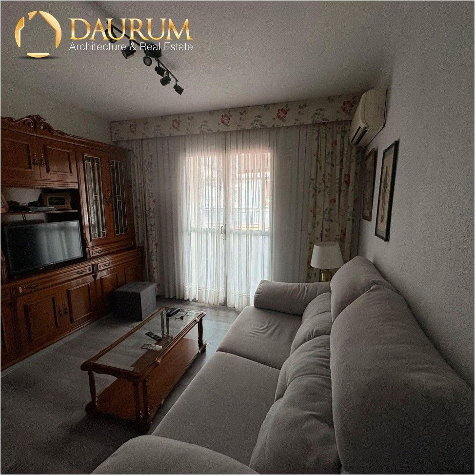 Living room of Flat for sale in San Fernando de Henares  with Air Conditioner, Heating and Furnished