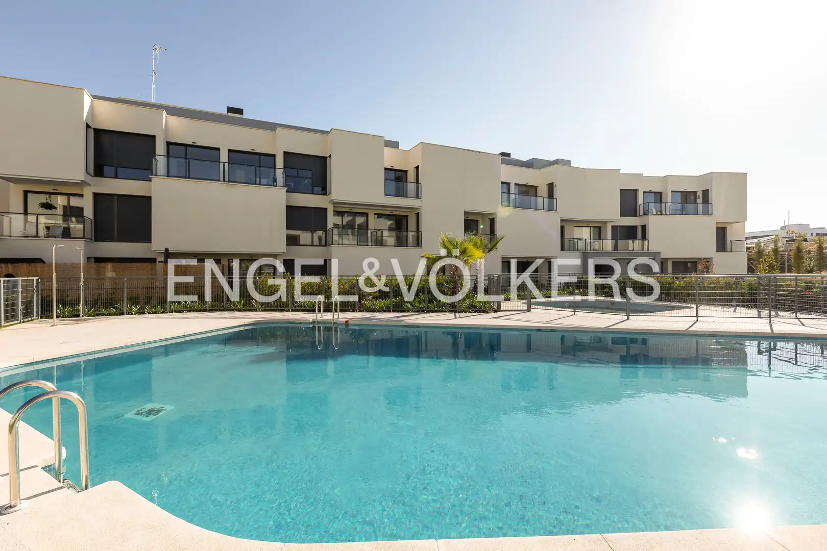 Swimming pool of Flat for rent in San Sebastián de los Reyes  with Air Conditioner, Heating and Terrace