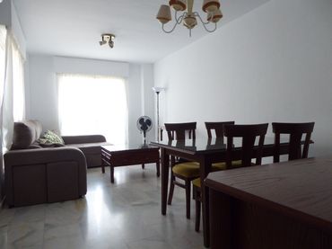 Appartement avec ascenseur à louer à Calle Martínez Maldonado 18