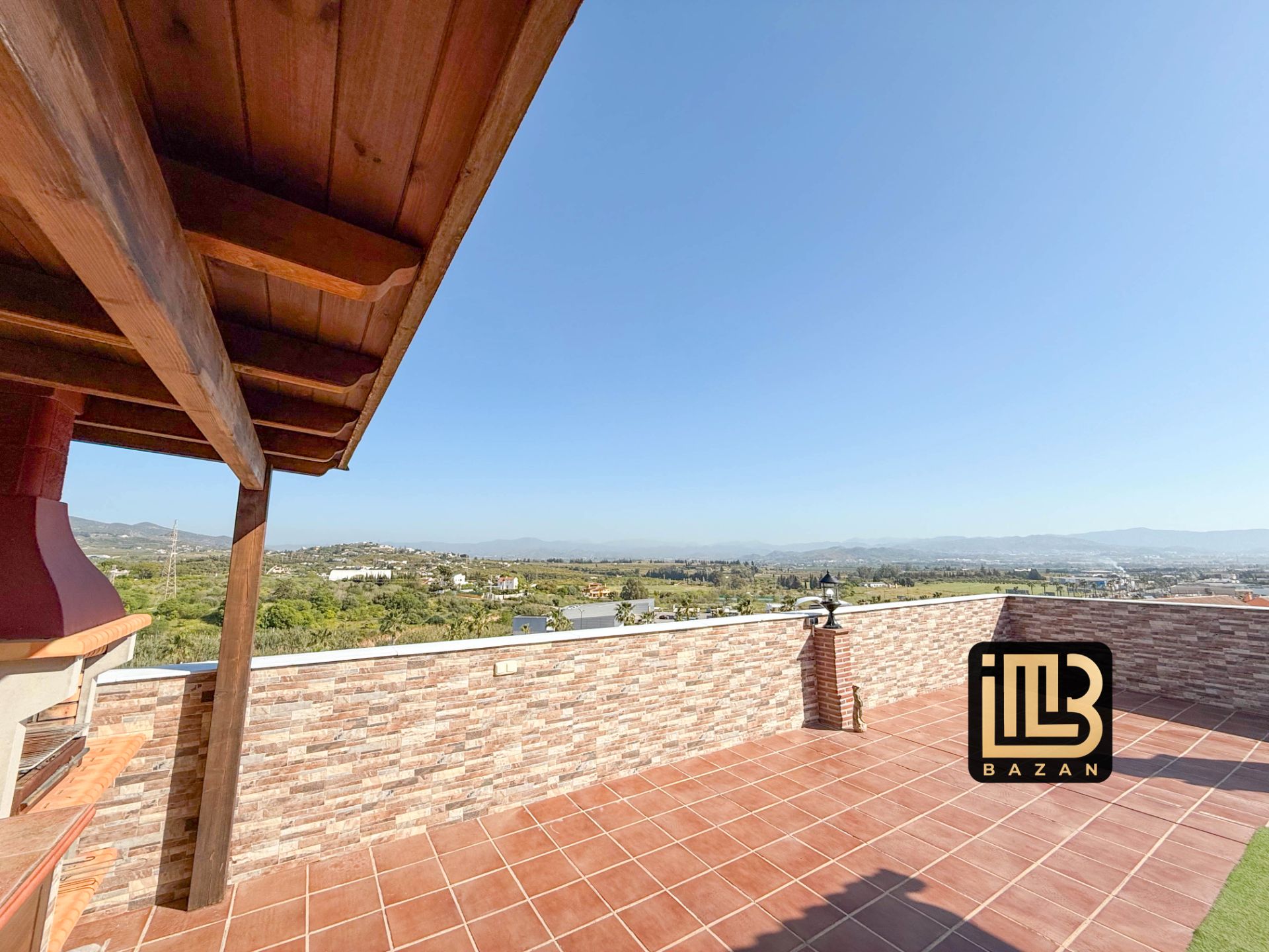 Attic for rent in Calle Rafael Alberti, Centro