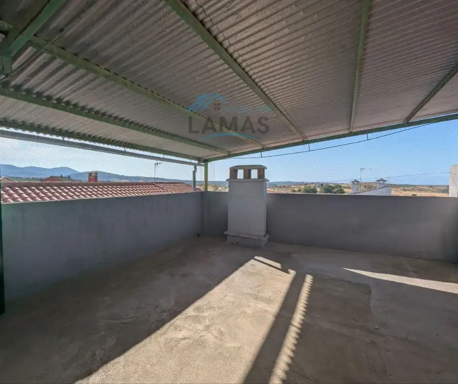 Terrassa de Casa o xalet en venda en Valdelacasa de Tajo amb Calefacció
